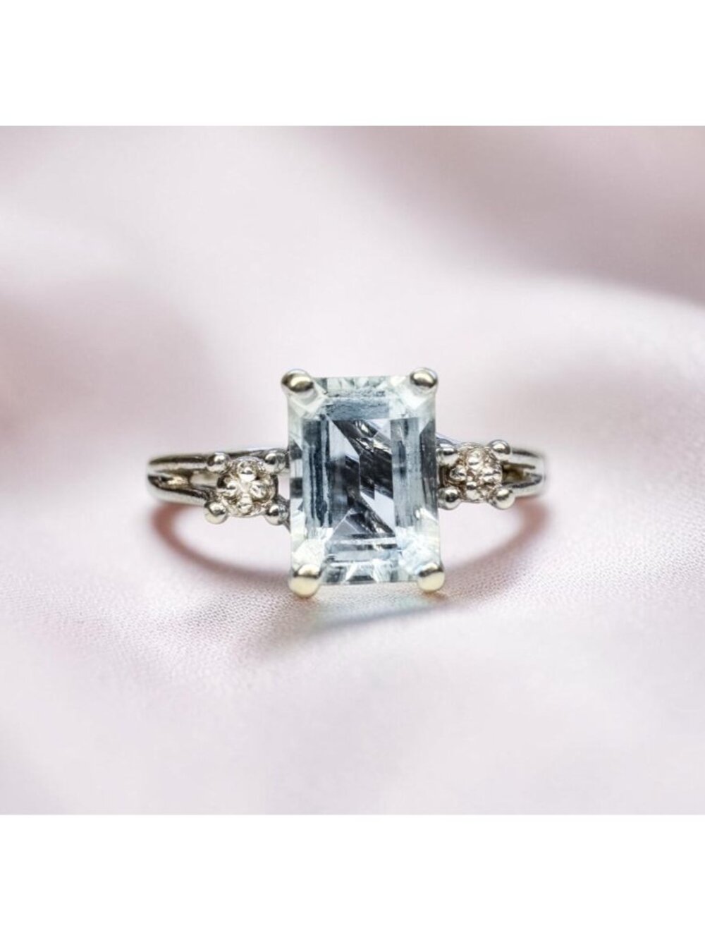 VINTAGE 10K Gold Natural Aquamarine & Diamond Ring Size 5.75 Emerald Cut -2.3g